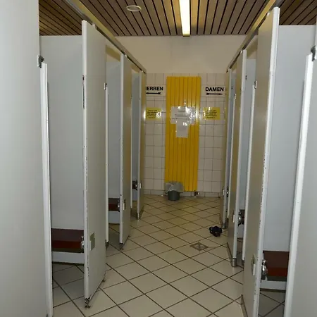 Jasmin Mit Sauna Und Schwimmbad דירה